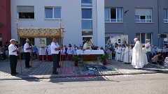 2025-06 Fronleichnam Zell (10)